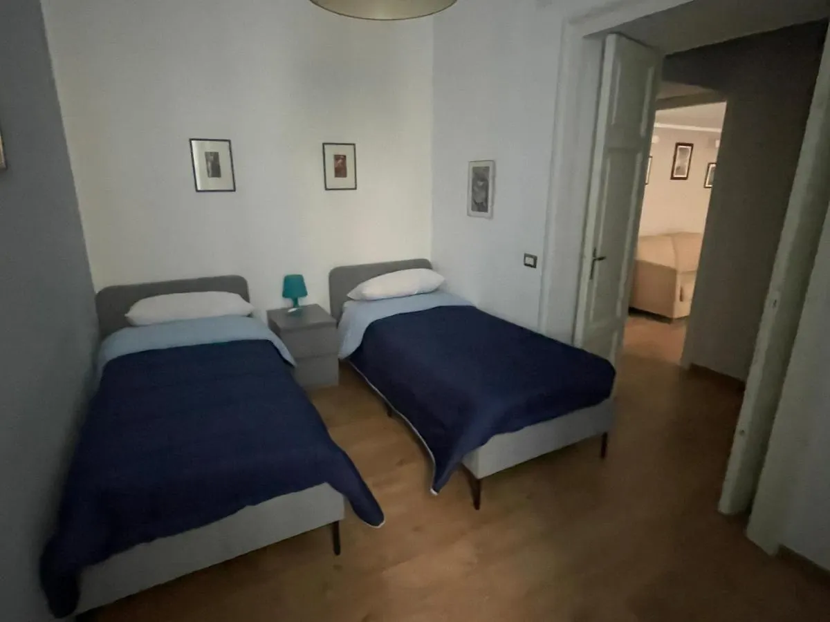 Suite Della Porta Naples Apartment
