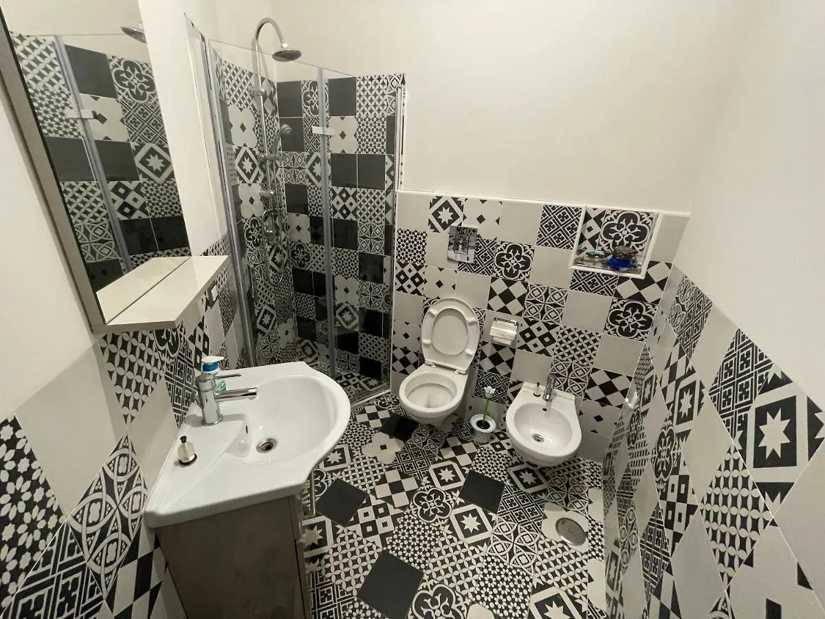 Apartment Suite Della Porta Naples Italy