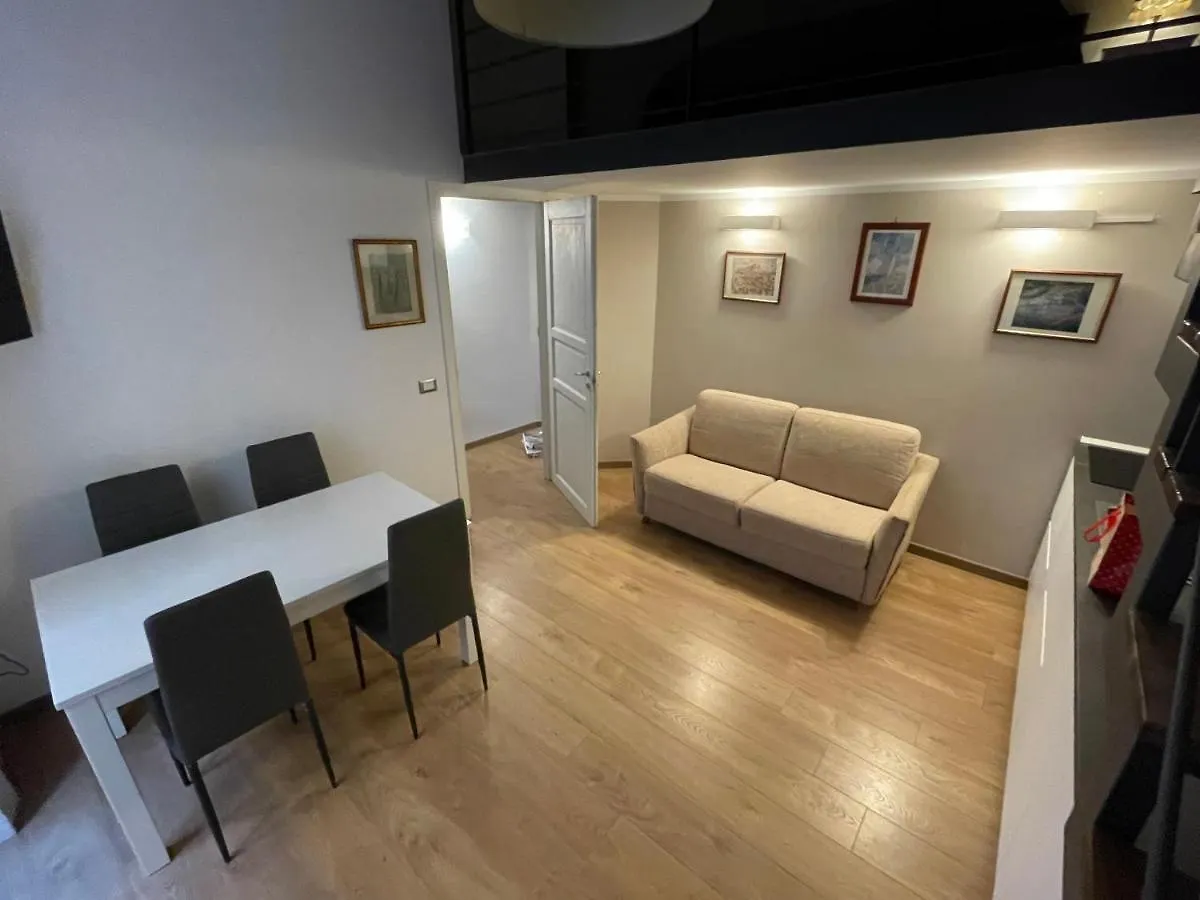 Apartment Suite Della Porta Naples